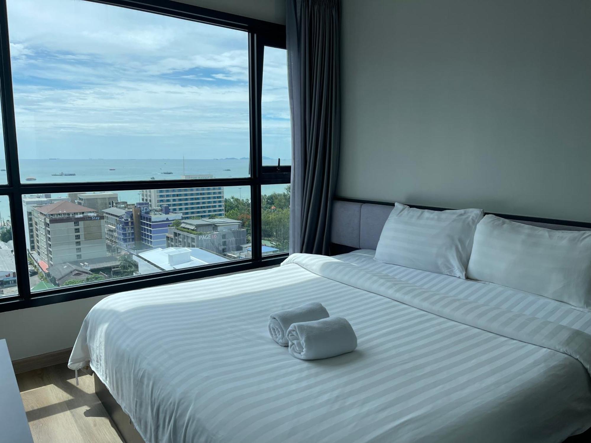 Apartamento The Base Pattaya By Feng Exterior foto