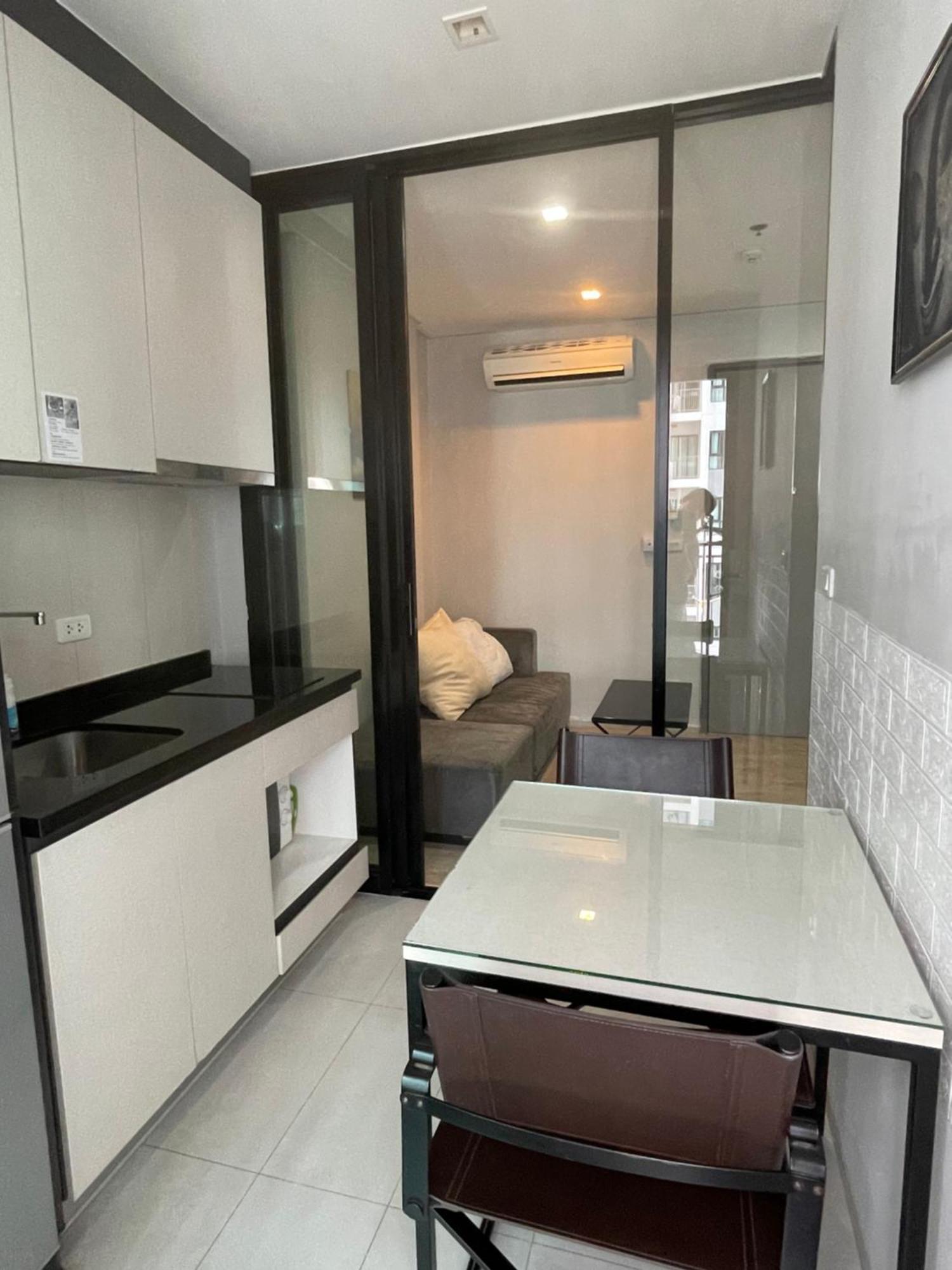 Apartamento The Base Pattaya By Feng Exterior foto