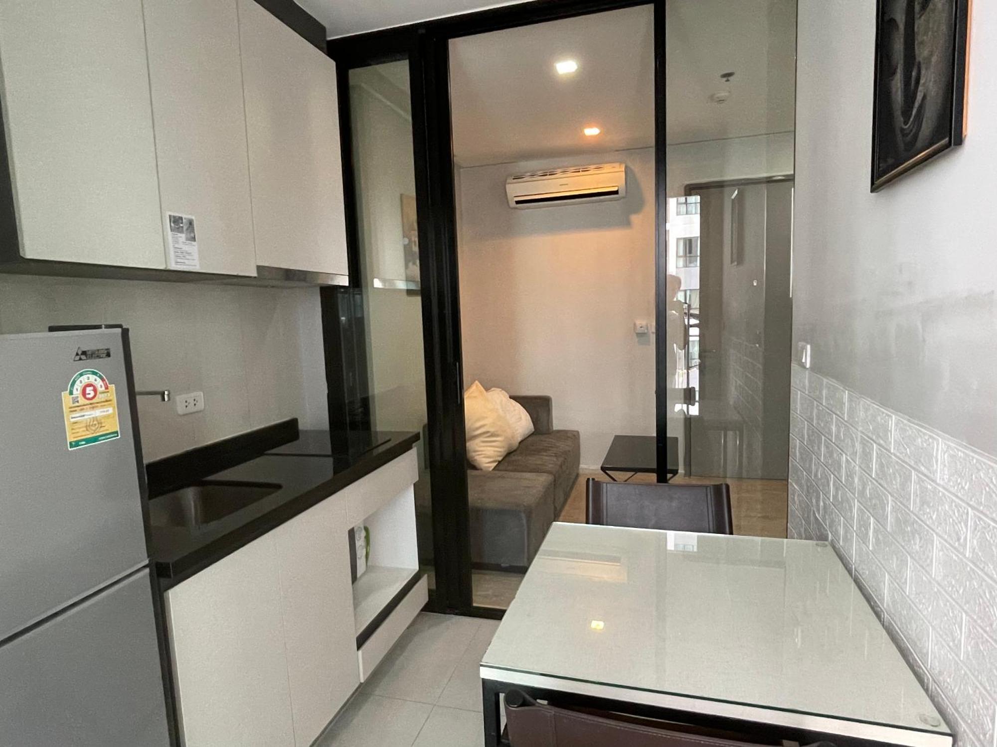Apartamento The Base Pattaya By Feng Exterior foto